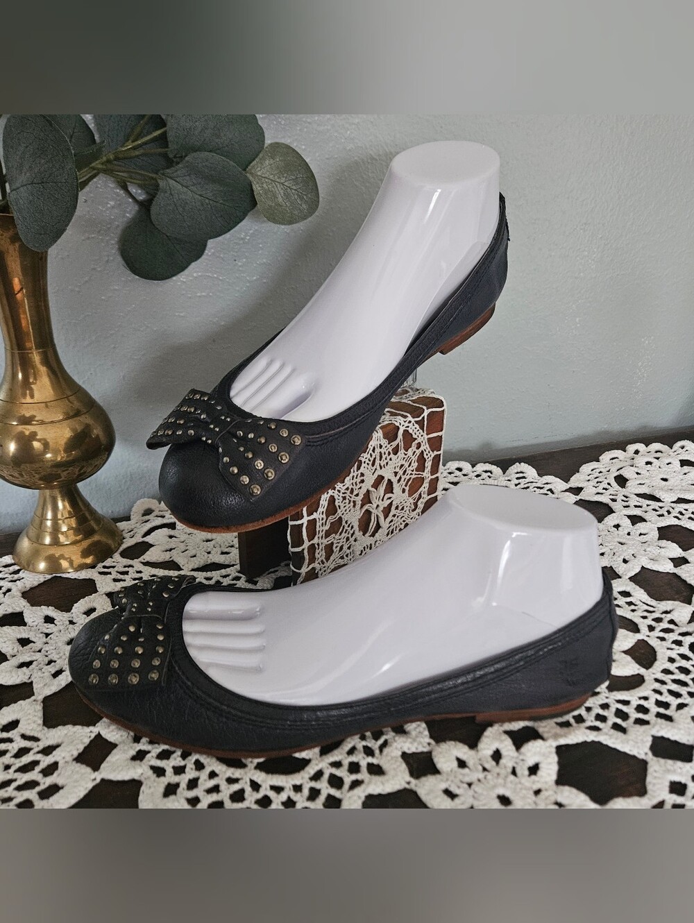 Frye Carson Navy Leather  Minimalist Classic Studded Bow Ballet Flats Size 9